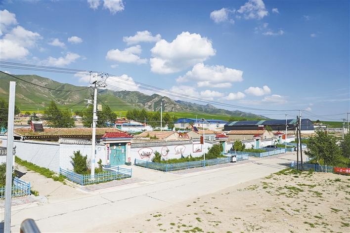 海晏县,阳光照耀下的温馨日常画卷